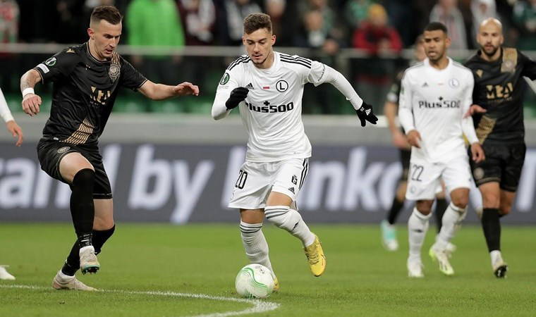 Transferde son gün gelişmesi: Beşiktaş'tan kadroya Arnavut takviye!