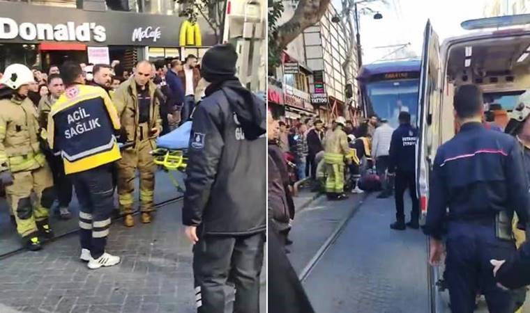 Son Dakika: Sultanahmet'te tramvay yayaya çarptı!