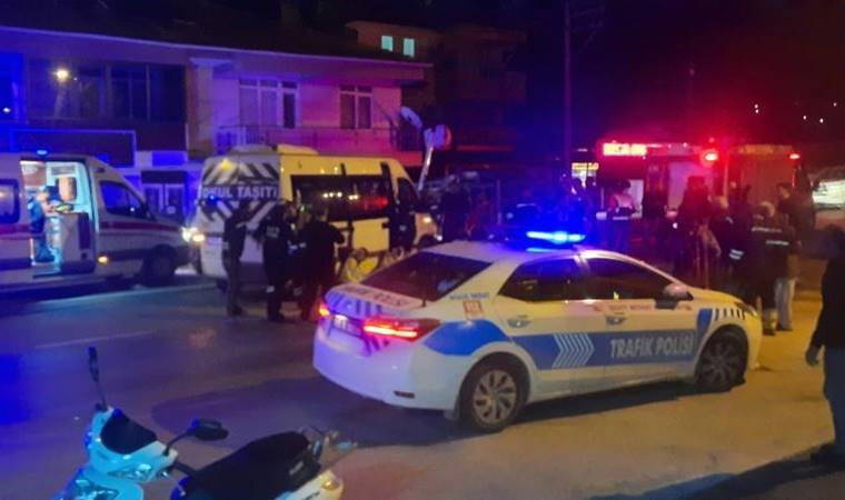 Muğla'da servis minibüsleri çarpıştı: Çok sayıda yaralı var!