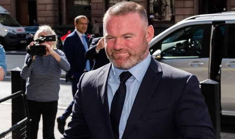 Wayne Rooney'den itiraf! 'MANU'yu çalıştırmak istiyorum'