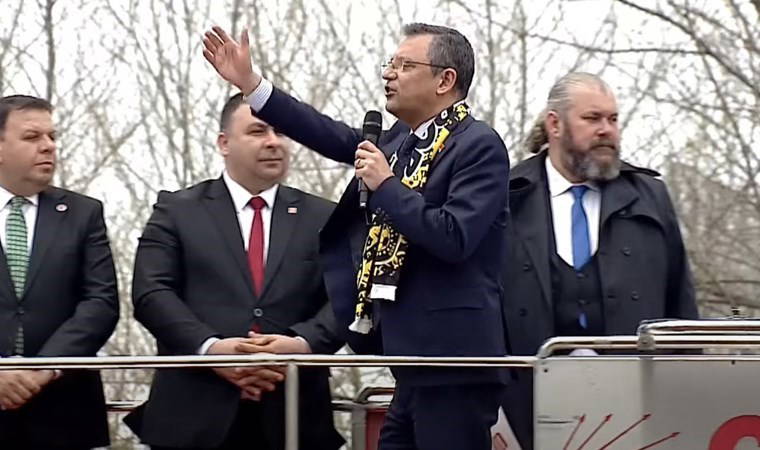 Özgür Özel’den iktidara sert çıkış: ‘HÜDA PAR’cılara sarılmışlar’