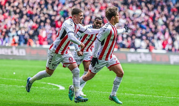 Samsunspor galibiyete 83'te uzandı!