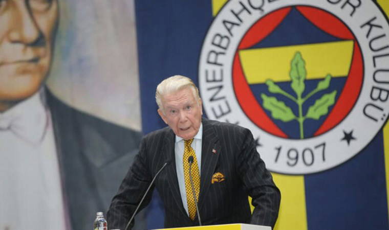 Fenerbahçe'den tepki: 'Bir hakem rezaleti izliyoruz'