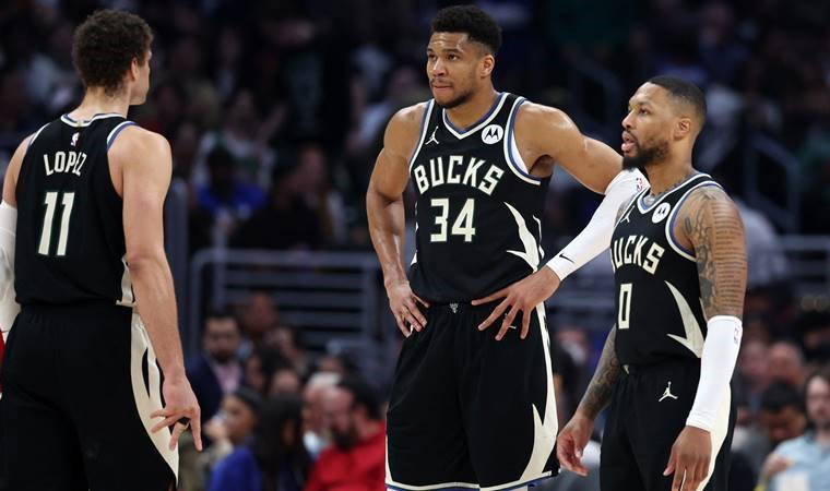 NBA'de Giannis Antetokounmpo-Damian Lillard ikilisi Los Angeles Clippers'a acımadı!