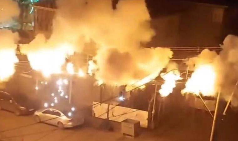 Trafoda patlama: 10 sokak elektriksiz kaldı