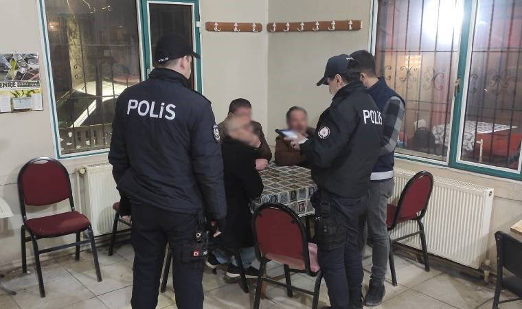 Manisa’da iş yerine kumar baskını... 7 kişi yakalandı!