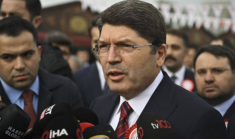 Adalet Bakanı Tunç'tan, CHP'deki 'para sayma' görüntülerine ilişkin açıklama