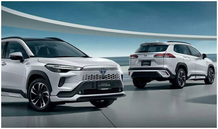 Toyota'dan depremlerden etkilenen illerdeki 20 okula ekipman desteği