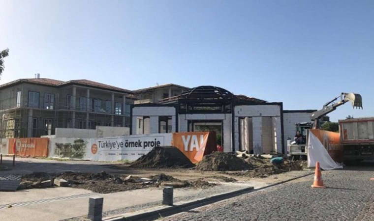 Samsun'da meydana dozerle girdiler