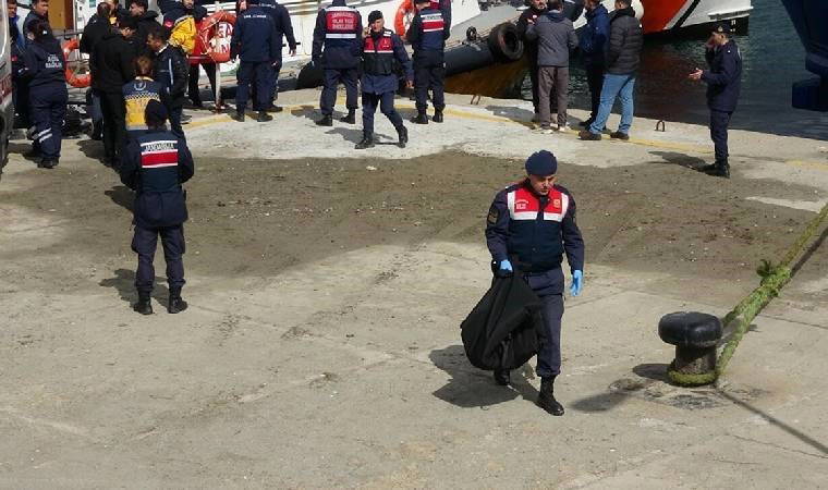 Çanakkale'de göçmenleri taşıyan bot battı: Ölenler arasında bebek ve çocuklar da var!