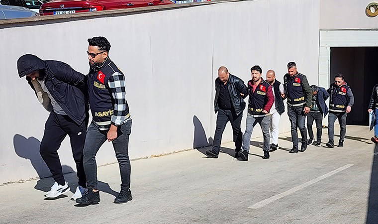 Fuhşa zorlamaktan gözaltına alındı: 'Esnafız, çikolata satıyoruz' dedi