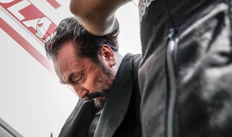 1 ayda 21 kadın avukatla görüşmüştü... Avukat, Adnan Oktar'ın görüşmelerine ilişkin konuştu