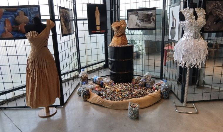 Cumhuriyet’in 100. yılında 100 kağıt eser