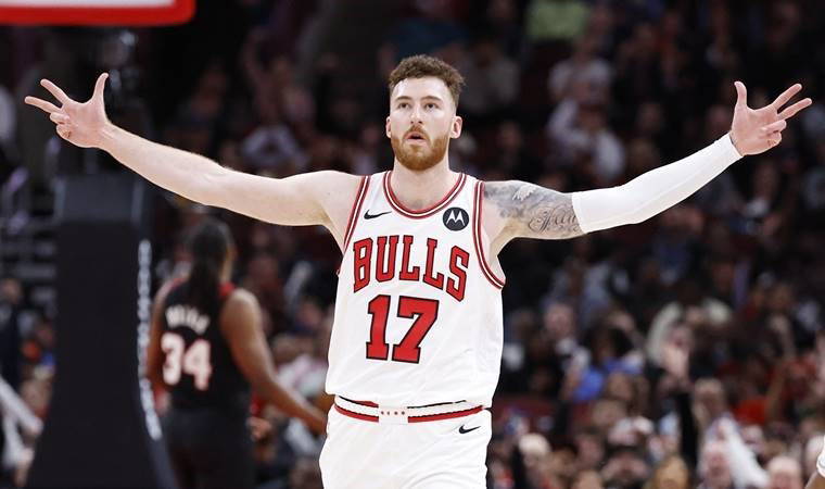 NBA'de Onuralp Bitim'li Chicago Bulls, Portland Trail Blazers engelini geçti!