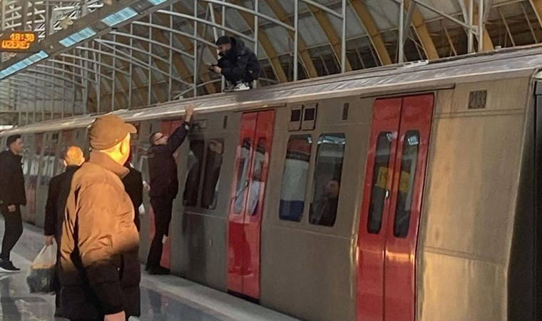 Metronun üzerine çıktı... Seferler durdu!
