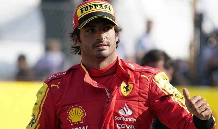 Ferrari'nin İspanyol pilotu Carlos Sainz geri dönüyor
