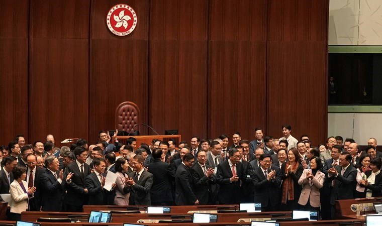 Hong Kong'ta 'vatana ihanet yasası' kabul edildi