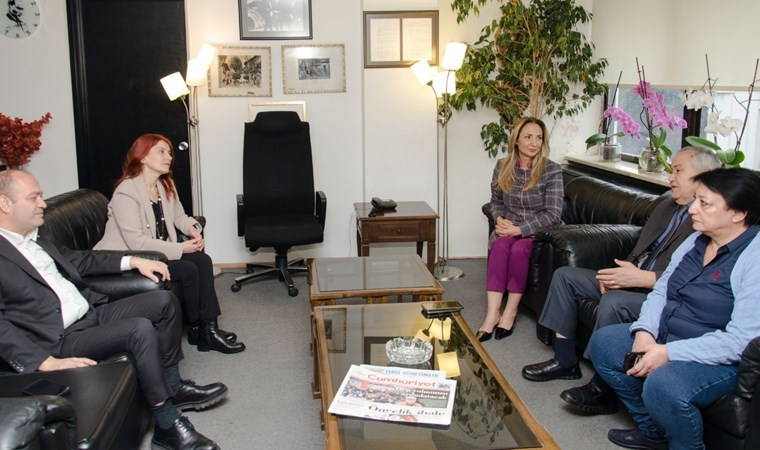 CHP’li Nazlıaka ve Karabat’tan gazetemize taziye ziyareti