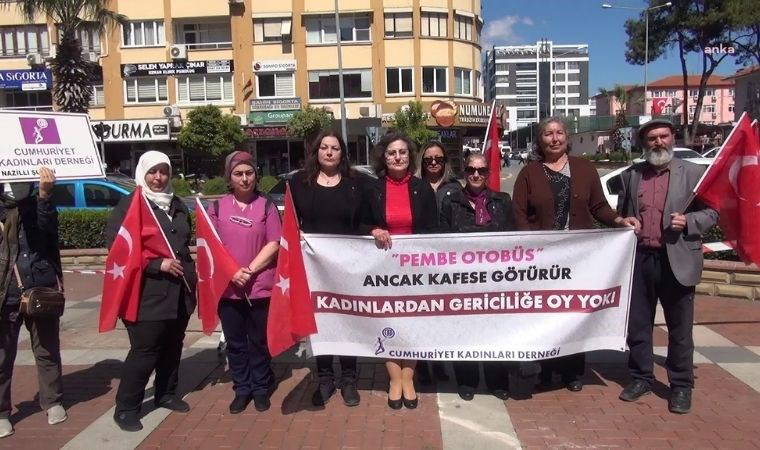 'Pembe otobüs' vaatlerine protesto