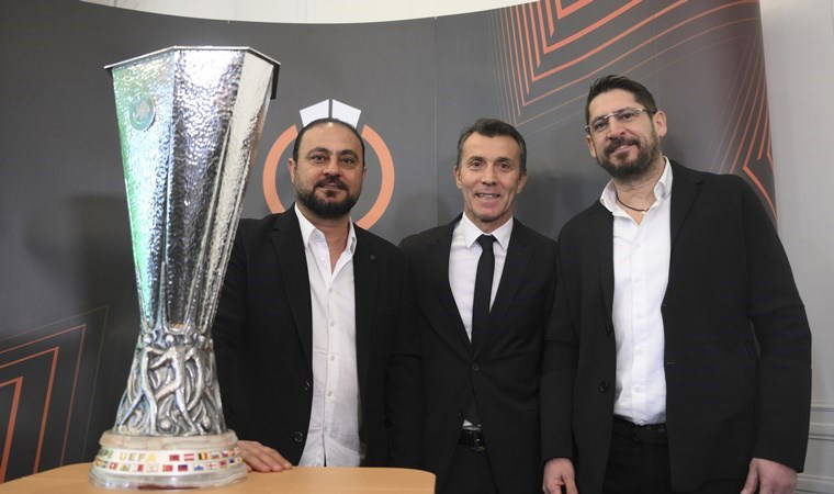 Galatasaraylı eski yıldızlar, 24 yıl sonra tekrar kupayla