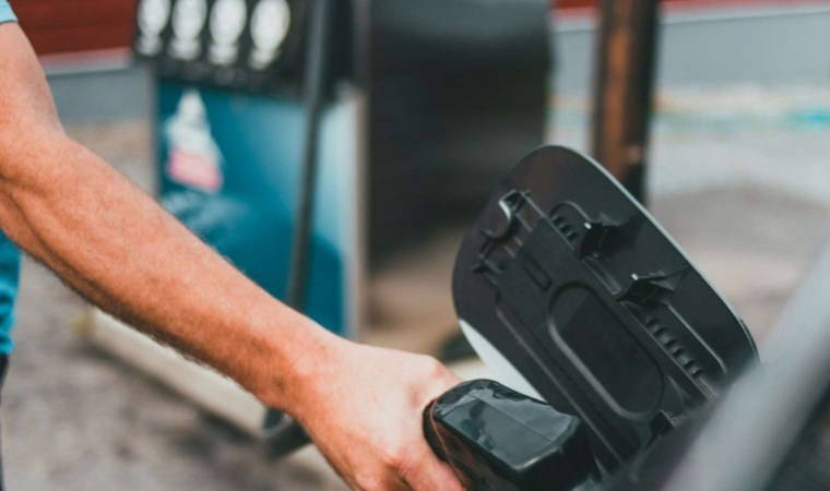 Akaryakıtta tabela değişiyor... Motorine indirim yolda! 22 Mart 2024 güncel benzin motorin ve LPG fiyatları...