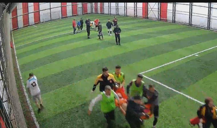 Halı saha maçında feci ölüm