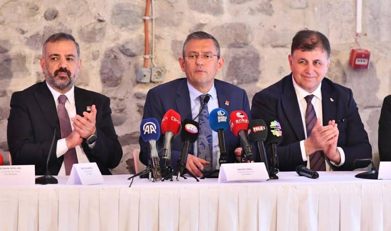 Özel'den Erdoğan'a 'HÜDA PAR' tepkisi: ''Bekar kadınlar sahiplendirilmeli' diyenlerle...'