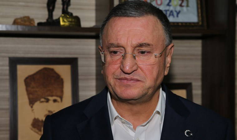 Lütfü Savaş’a Samandağ mitinginde saldırı