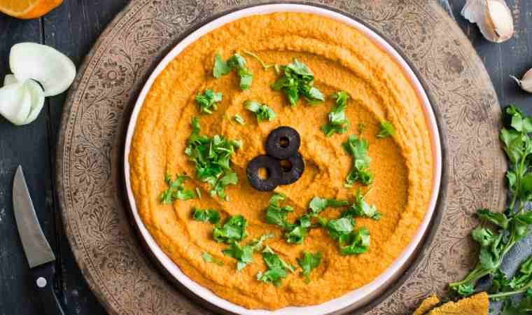 Yenilik arayanlara Havuçlu Humus tarifi...