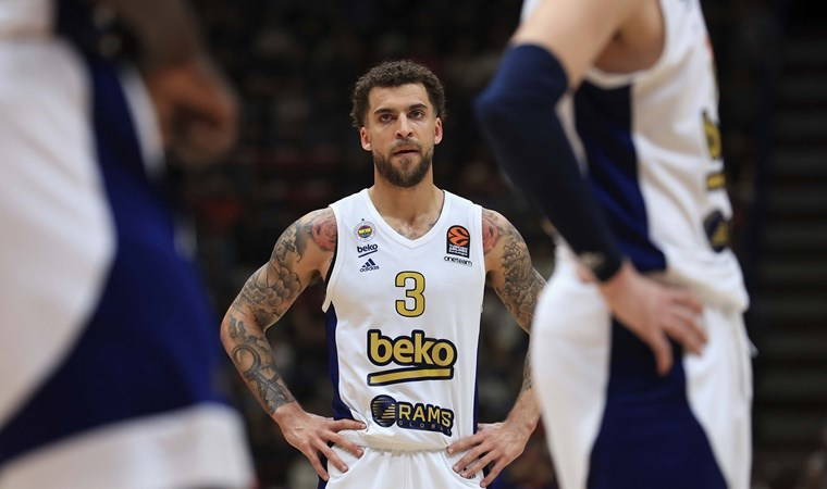 Fenerbahçe Beko, İtalya'da kaybetti!