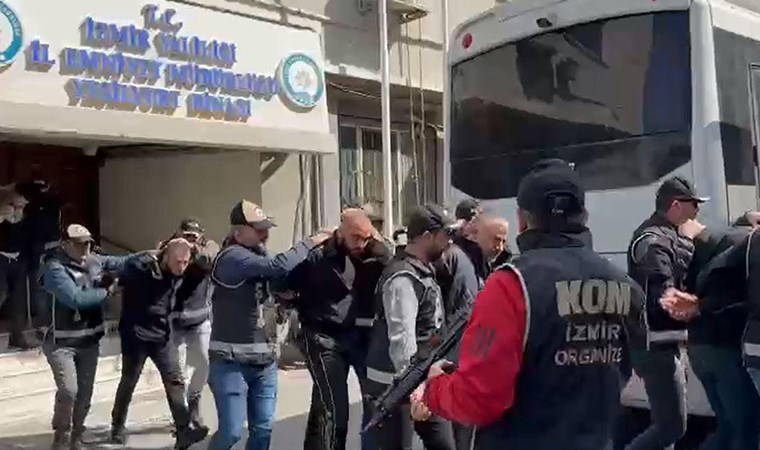 İzmir merkezli  'Mahzen 13' operasyonunda 15 şüpheli tutuklandı
