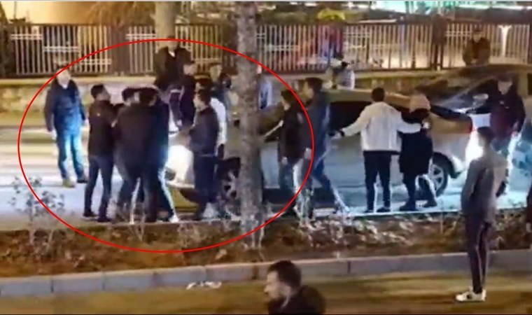 Anbean kaydedildi... Trafikte 'yol vermeme' kavgası