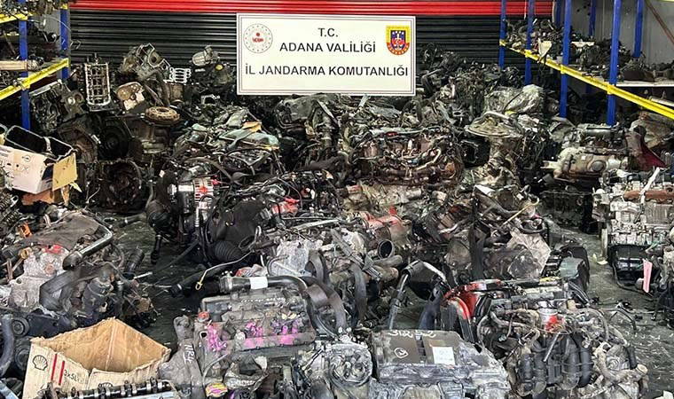 Adana'da kaçak 96 otomobil motoru ele geçirildi