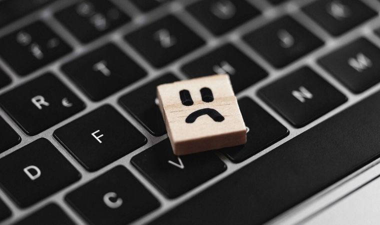 Boş vakitlerini bilgisayarda geçiren erkeklerde 'ereksiyon sorunu'