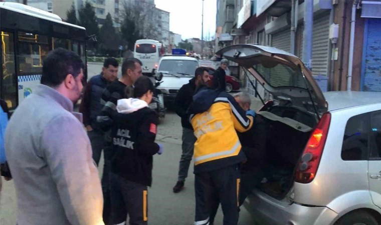 Çöp konteynerine çarpan alkollü sürücü yaralandı