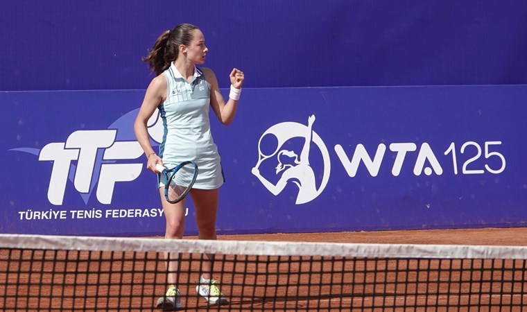 Milli tenisçi Zeynep Sönmez, ikinci tura yükseldi
