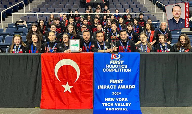İSTEK Okulları robotik takımından büyük başarı: 'Atatürk’ün ışığında yürümelerini diliyorum'