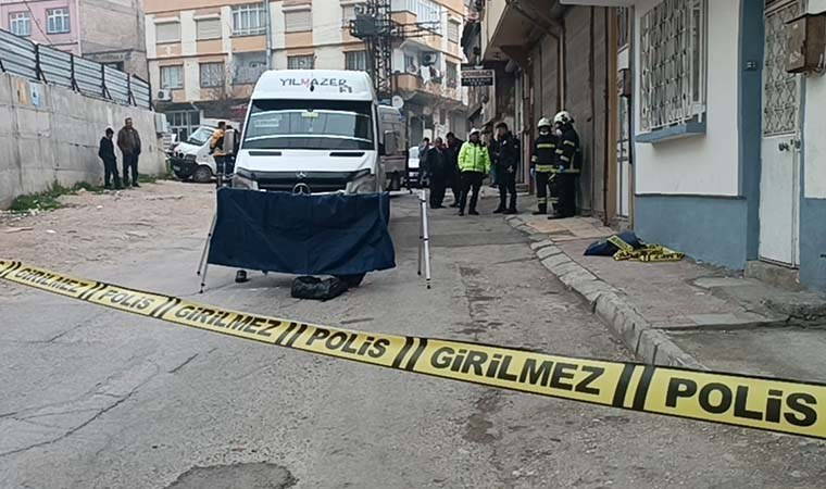 Gaziantep'te okul servisinin çarptığı 70 yaşındaki kişi öldü (28 Mart 2024)