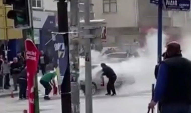 Seyir halindeki araç aniden alev aldı