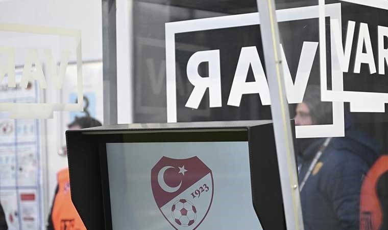 Beşiktaş - Galatasaray derbisinin VAR hakemi açıklandı!