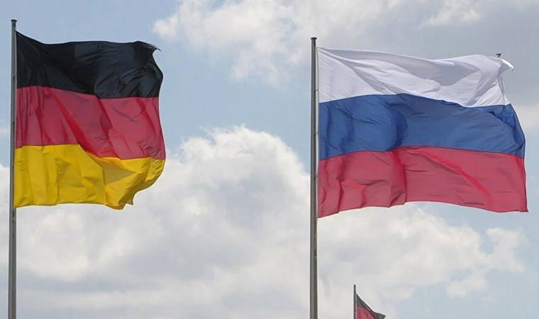 Rusya'dan Almanya iddiası: 'Savaşa hazırlanıyor'