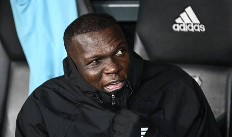 Beşiktaş taraftarından Cenk ve Aboubakar'a tepki!