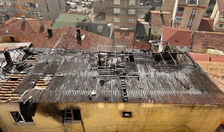 Eyüpsultan'da korkutan yangın... 4 gecekondu alevlere teslim oldu