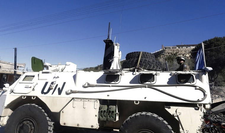 İsrail-Lübnan sınırı karıştı: BM gözlemcilerini taşıyan araç vuruldu!