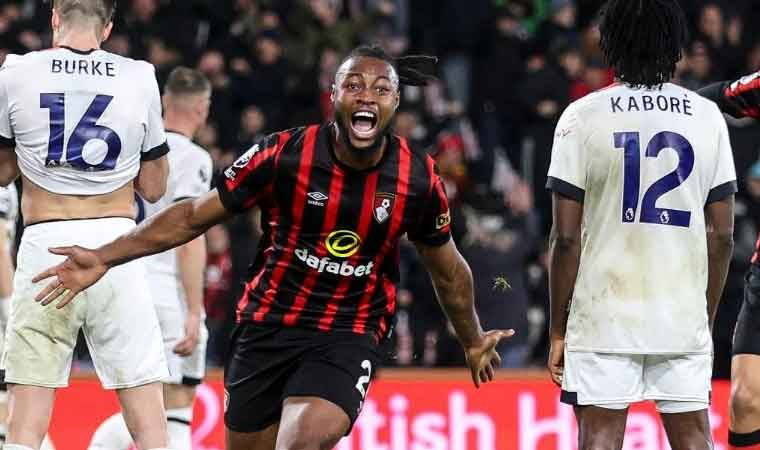 Bournemouth evinde zorda olsa kazanmasını bildi!