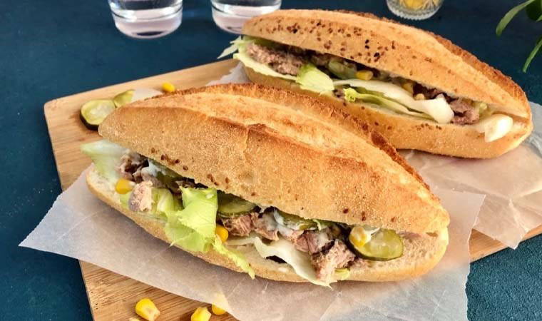 Lezzetli ve sağlıklı öğün: Ton balıklı sandviç tarifi