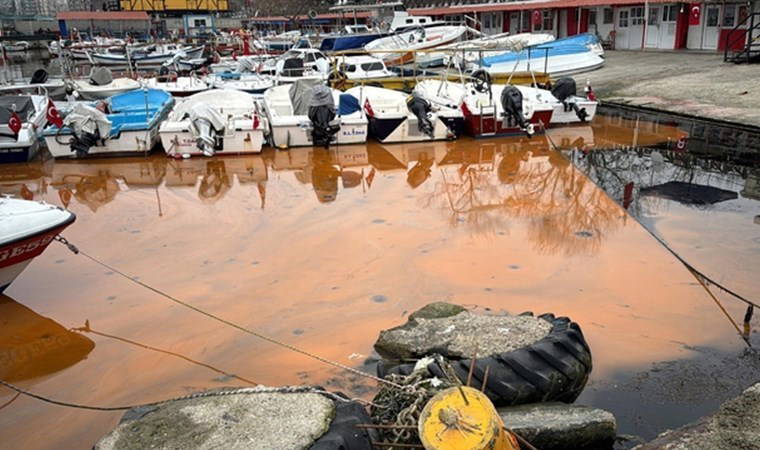 Deniz turuncuya döndü: Nedeni şaşırttı