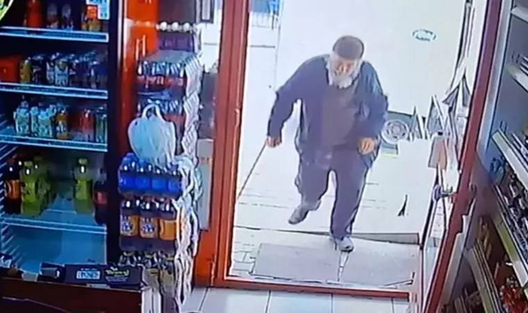 77 yaşındaki erkek, eşini ve oğlunu öldürdü