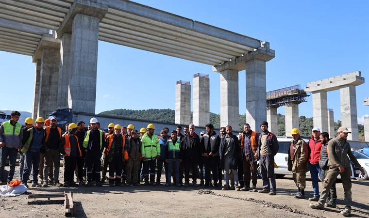 Temelini Bakan atmıştı: Şimdi işçiler grevde!
