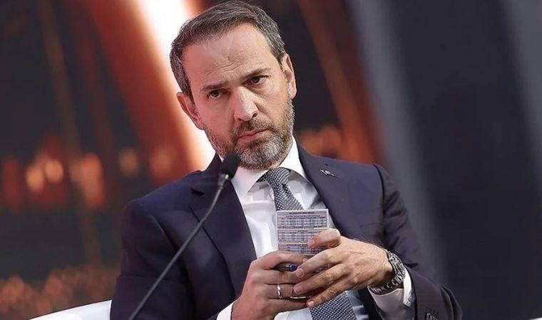 Enerji ve Tabii Kaynaklar Bakanı Bayraktar, Eskişehir'de AKP İl Başkanlığında konuştu: